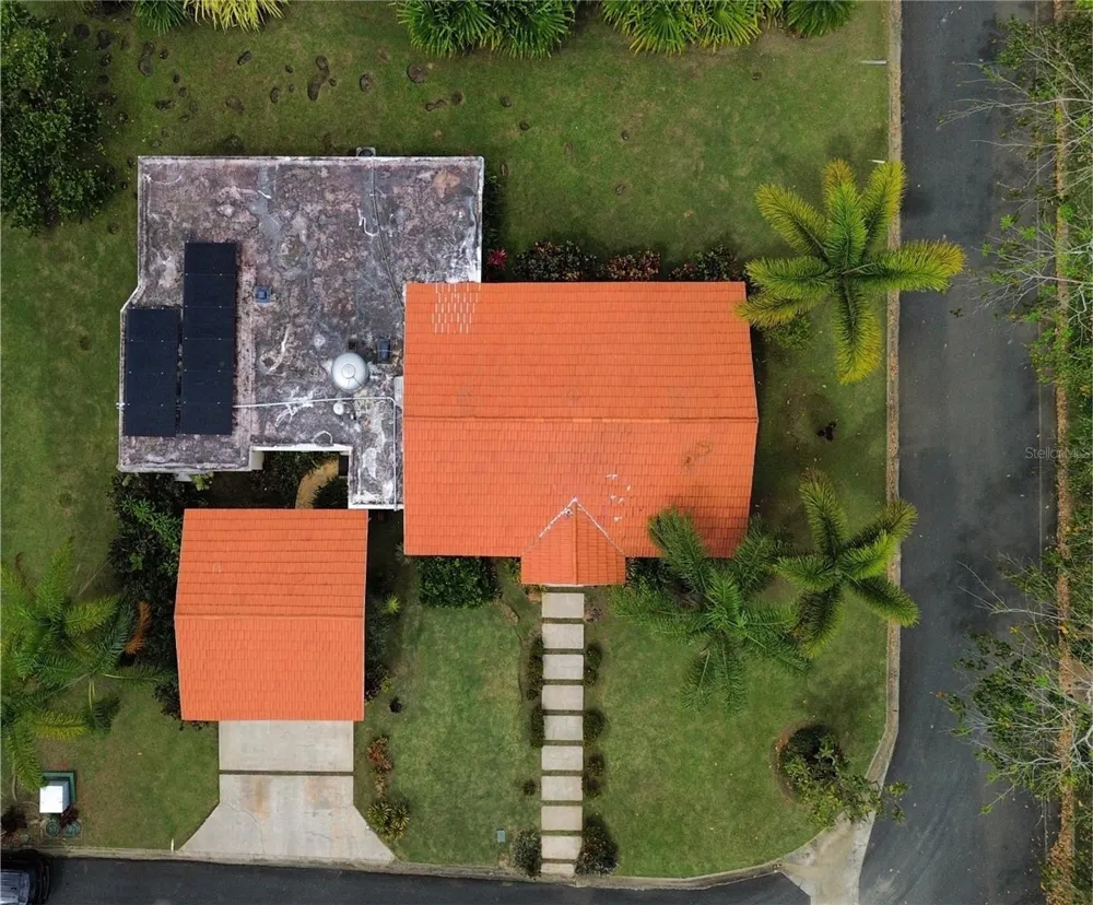 160 CAMINO DE LAS POMARROSAS URB. HACIENDA SABANERA Cidra, PR 00739