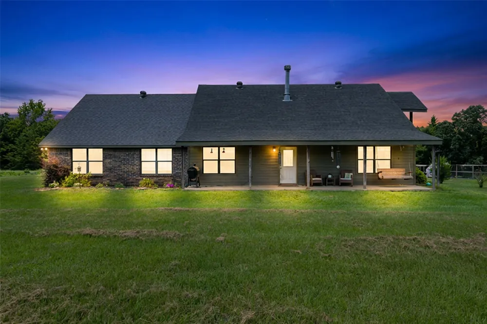 2847 1764 ROAD Jefferson, TX 75657