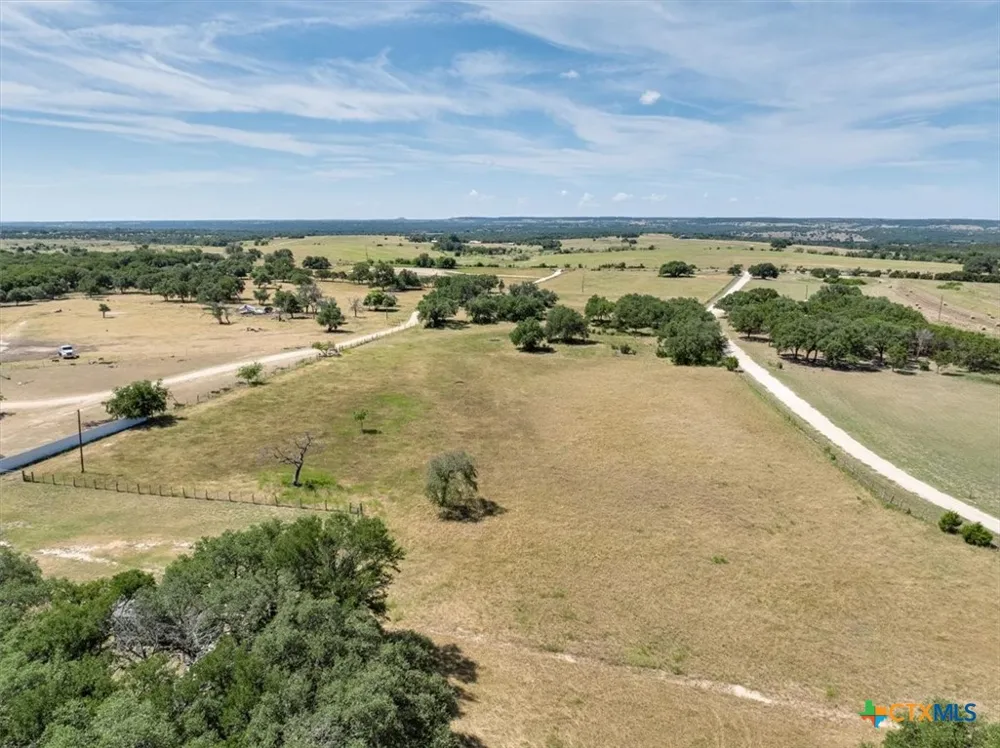 310 County Road 92 Purmela, TX 76566