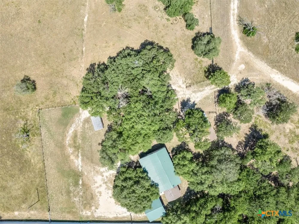 310 County Road 92 Purmela, TX 76566