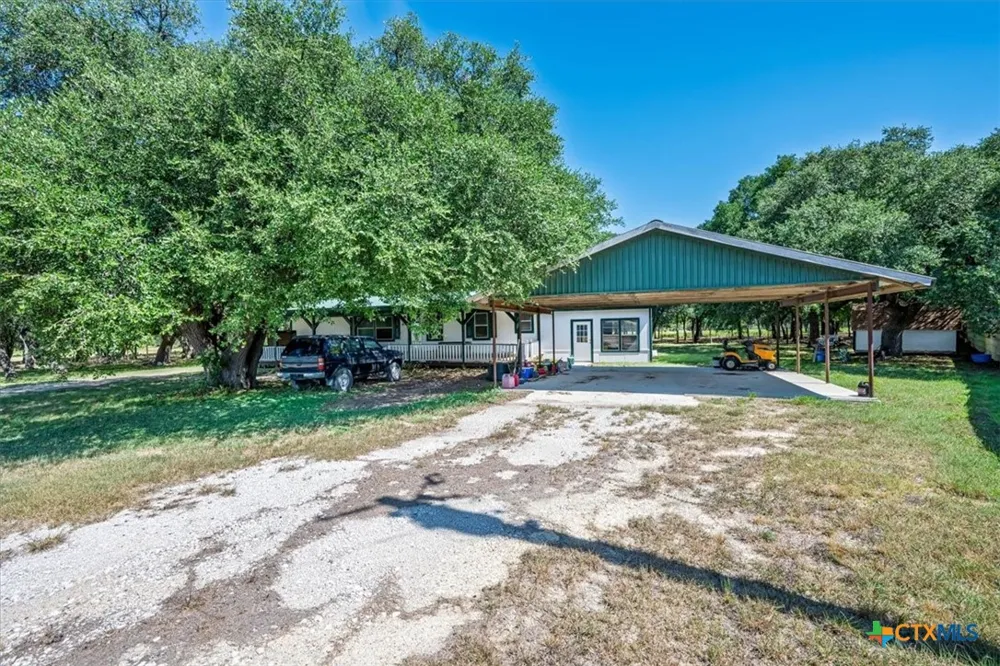 310 County Road 92 Purmela, TX 76566