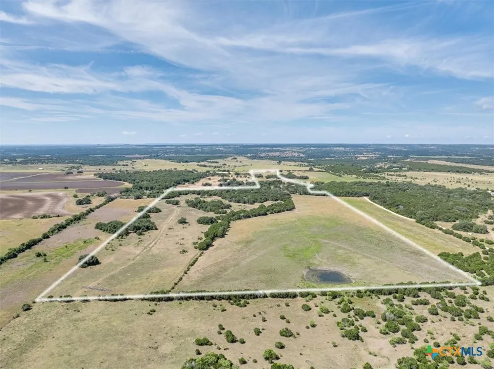 310 County Road 92 Purmela, TX 76566