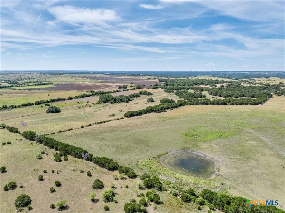 310 County Road 92 Purmela, TX 76566