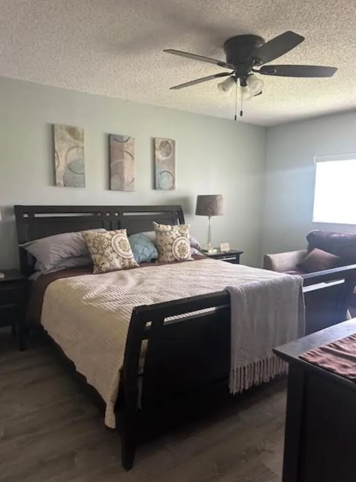 4735 LUCERNE LAKES BOULEVARD E #204 Lake Worth, FL 33467