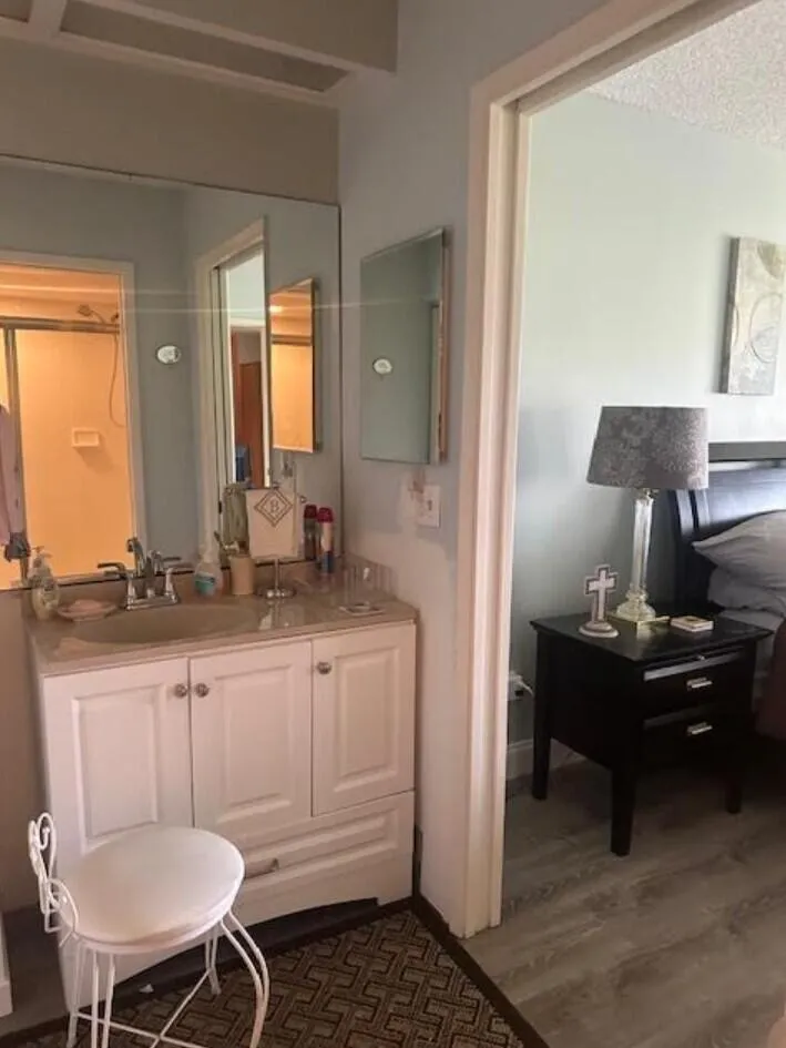 4735 LUCERNE LAKES BOULEVARD E #204 Lake Worth, FL 33467