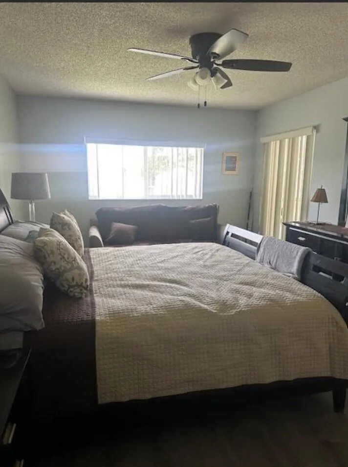4735 LUCERNE LAKES BOULEVARD E #204 Lake Worth, FL 33467