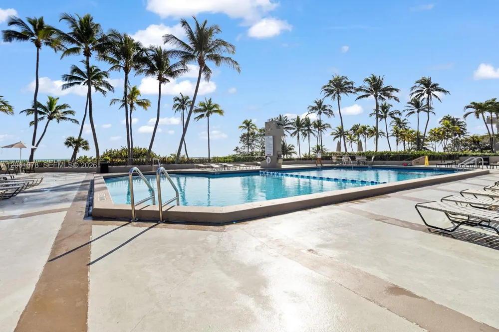 151 Crandon Blvd #127 Key Biscayne, FL 33149