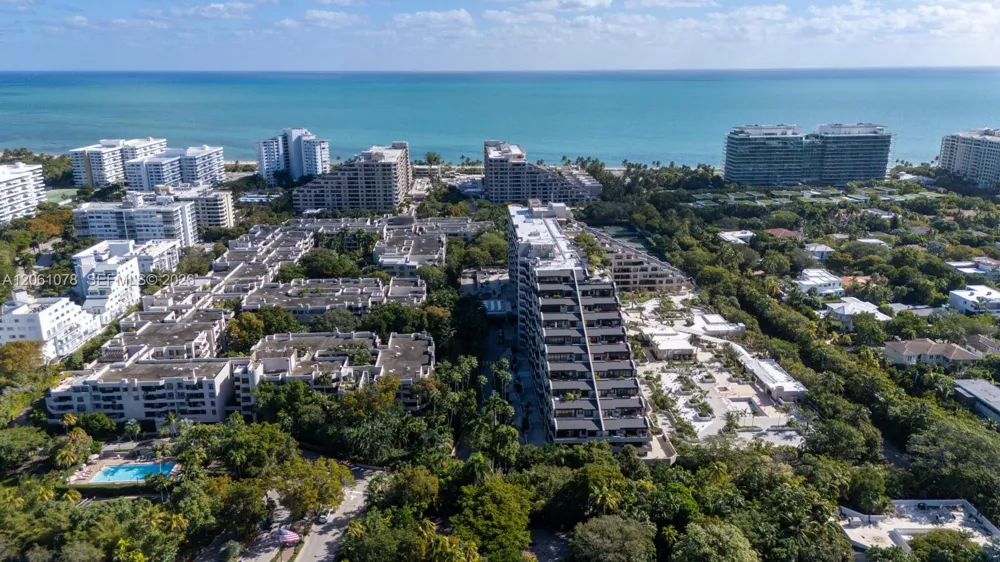 151 Crandon Blvd #127 Key Biscayne, FL 33149