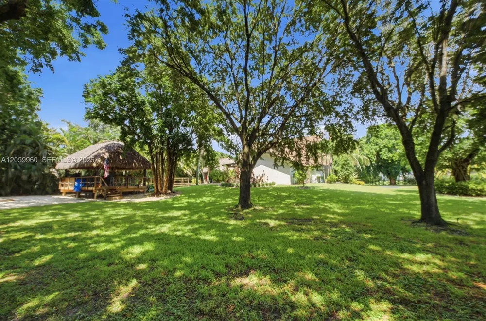5011 Hawkhurst Ave Southwest Ranches, FL 33331
