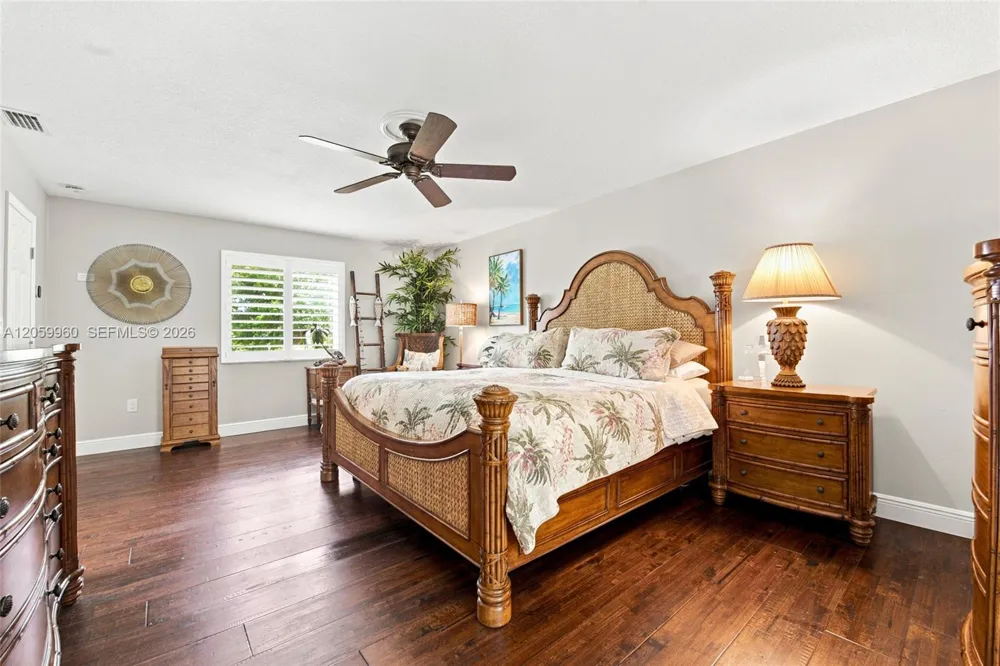 5011 Hawkhurst Ave Southwest Ranches, FL 33331