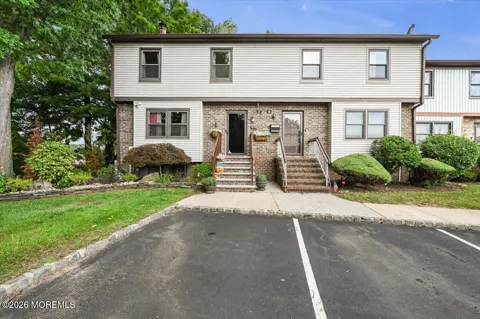 27 Highview Drive #27
