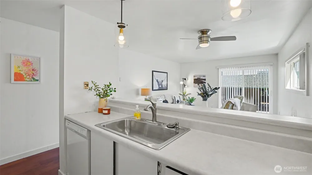 17431 Ambaum Boulevard S #D2 Burien, WA 98148