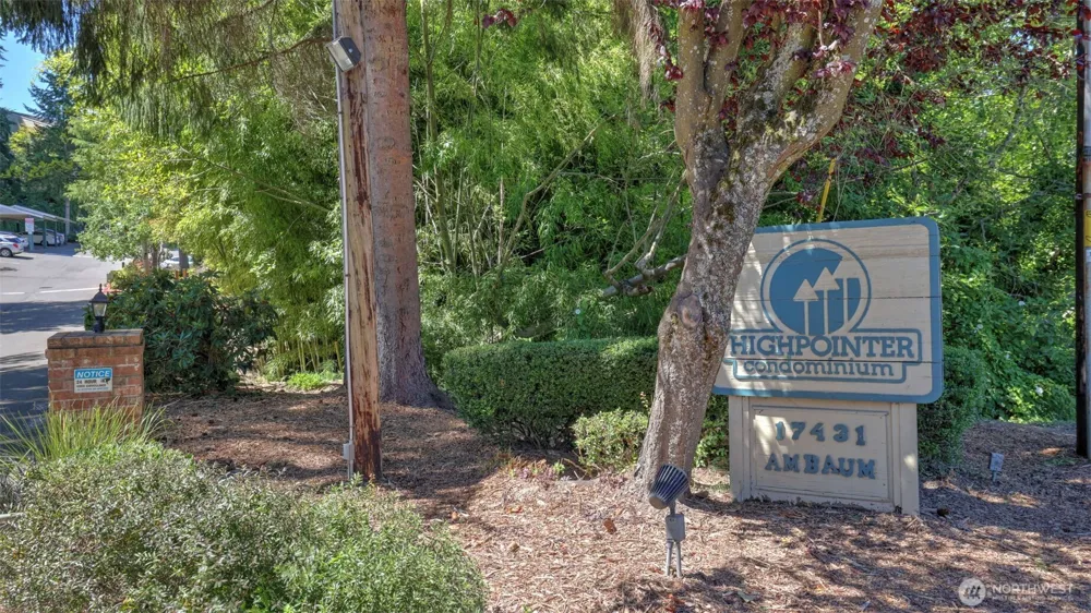 17431 Ambaum Boulevard S #D2 Burien, WA 98148