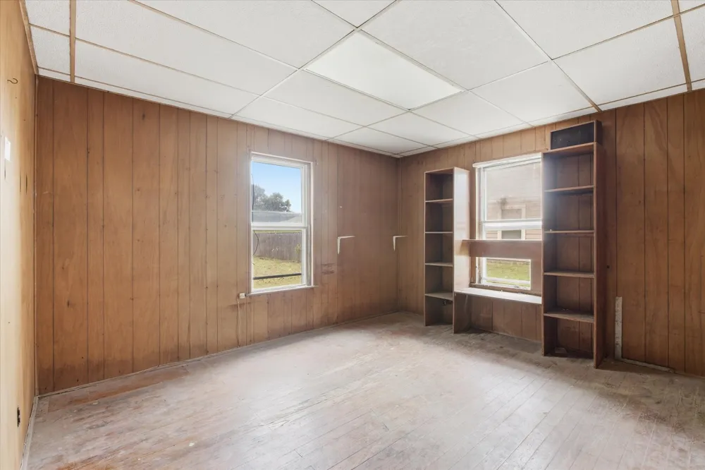 1626 Kennedy Street Bonham, TX 75418