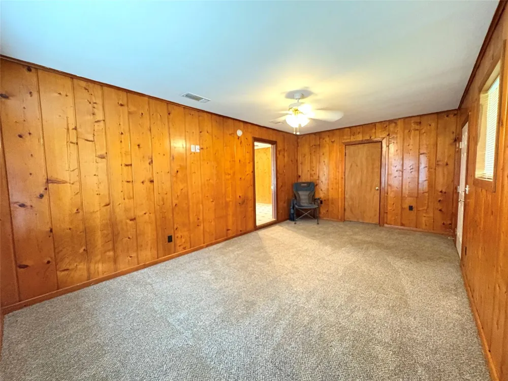 105 Calloway Hughes Springs, TX 75656