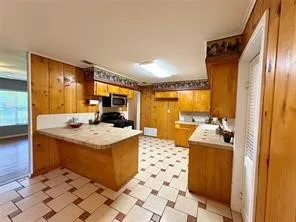 105 Calloway Hughes Springs, TX 75656