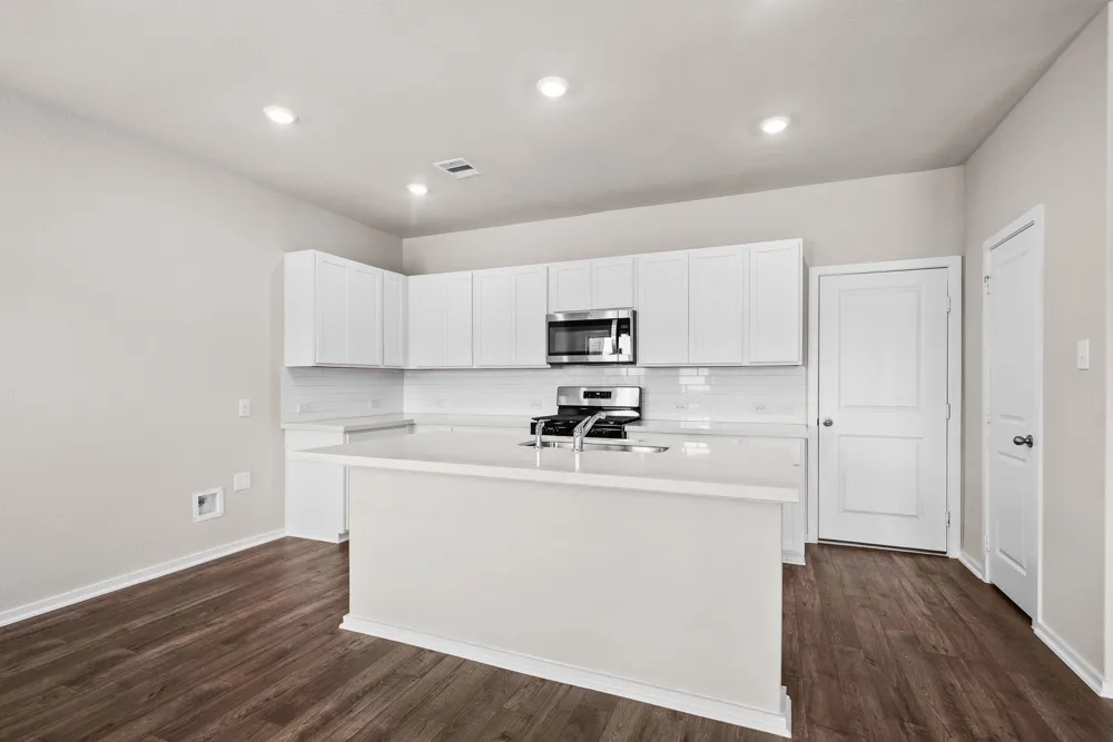 6722 Pebble Bluff Court Cove, TX 77523