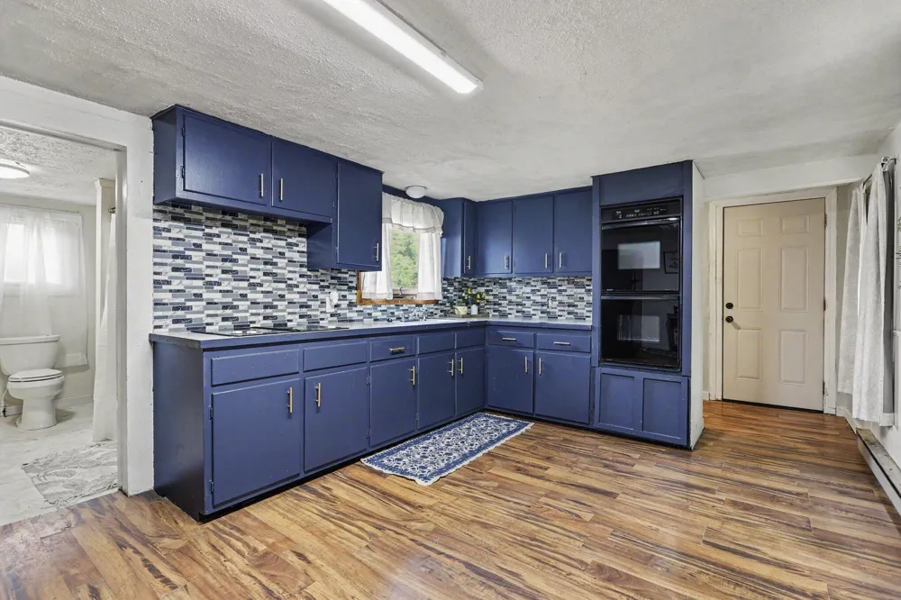 1713 12th Street Niles, MI 49120