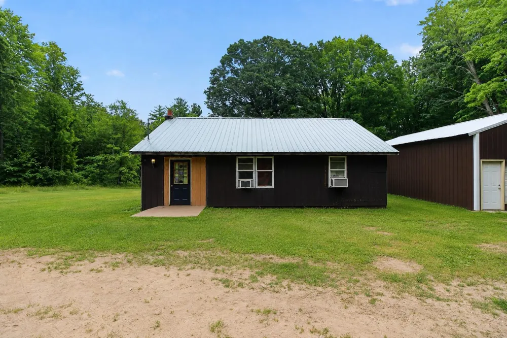 6742 150th Avenue Hersey, MI 49639