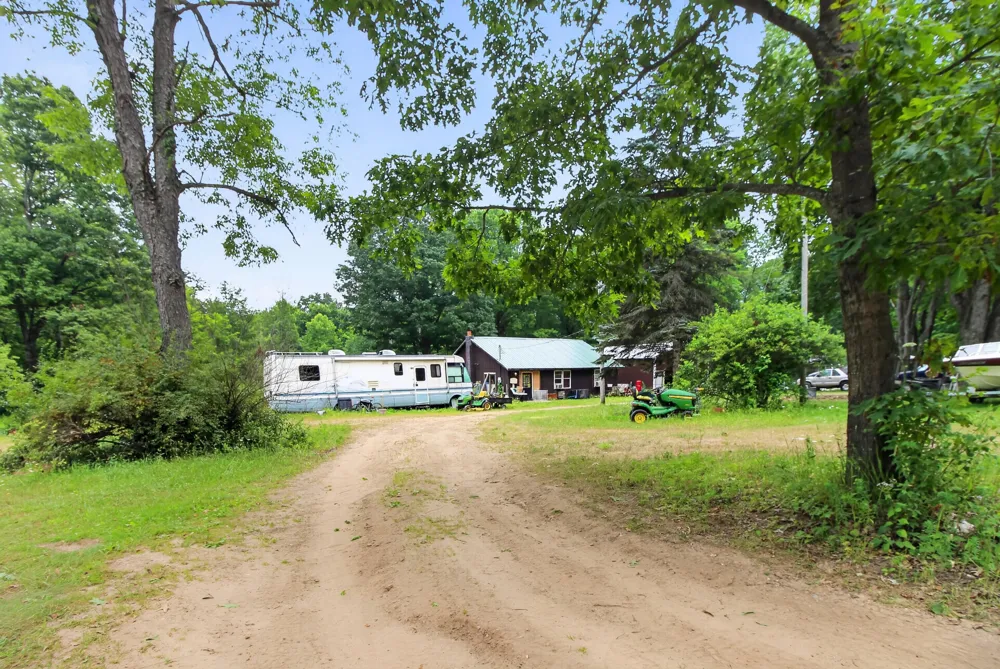 6742 150th Avenue Hersey, MI 49639
