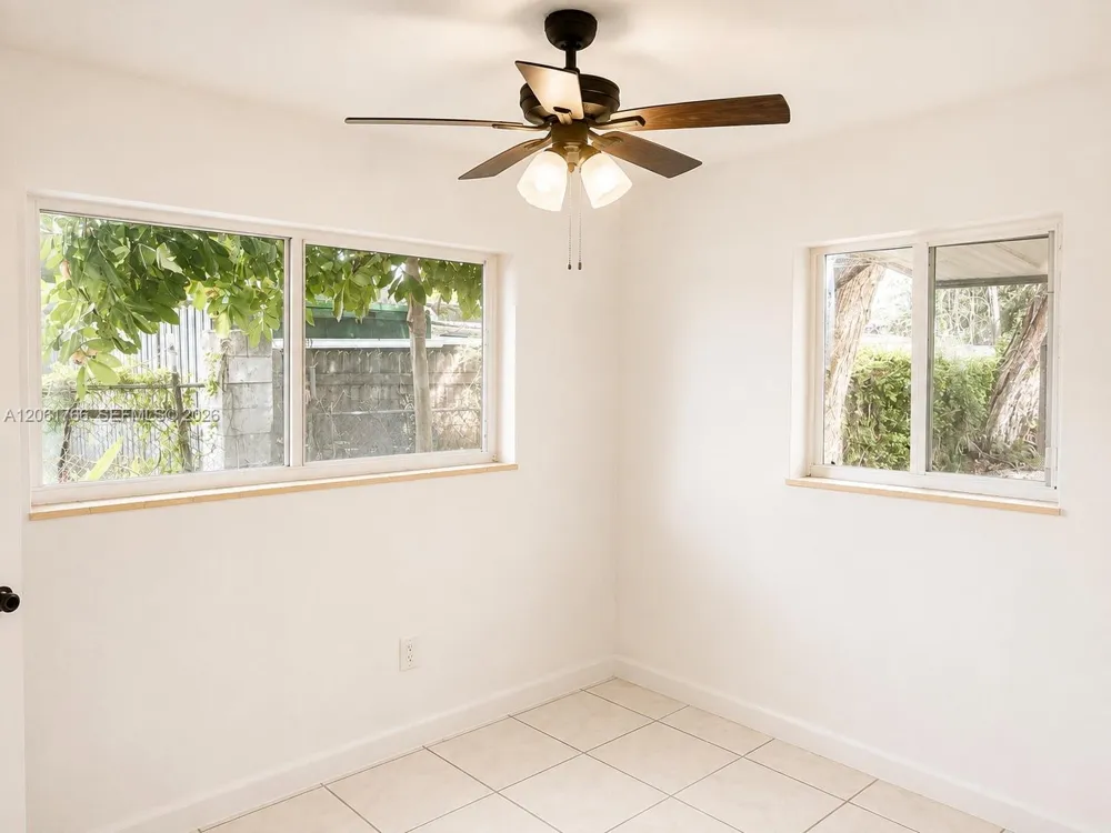 2181 NW 91st St #A Miami, FL 33147