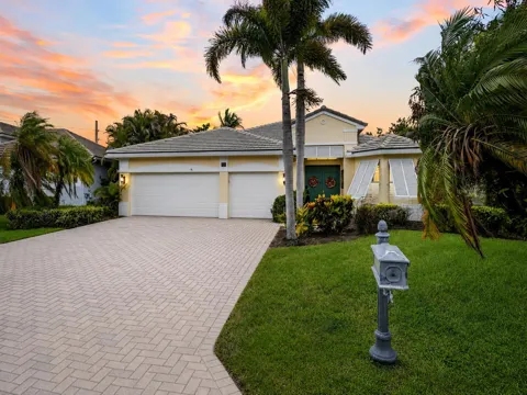 910 SW Lost River Shores Drive