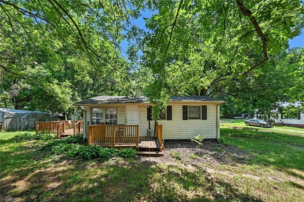 120 1st Street Haw River, NC 27258