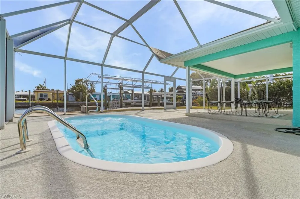 2709 Clyde Street Matlacha, FL 33993