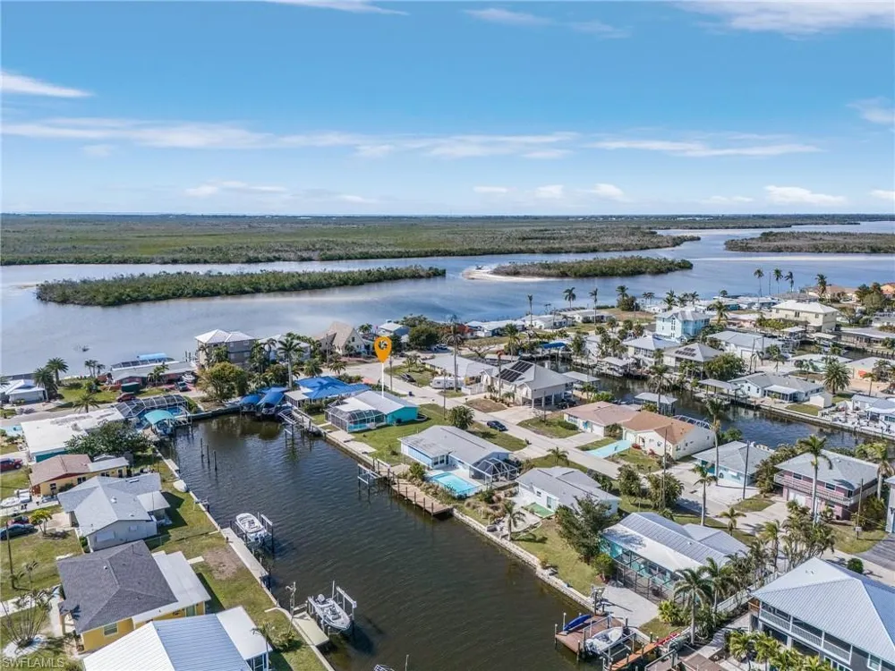 2709 Clyde Street Matlacha, FL 33993