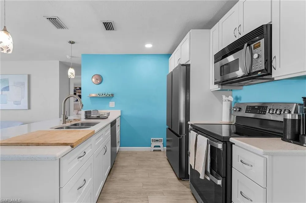 2709 Clyde Street Matlacha, FL 33993