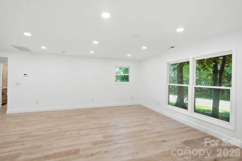 45680 Blackhawk Lane New London, NC 28127