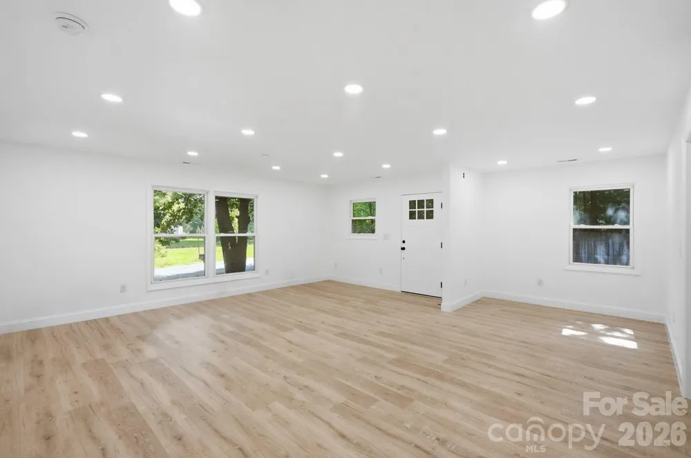 45680 Blackhawk Lane New London, NC 28127