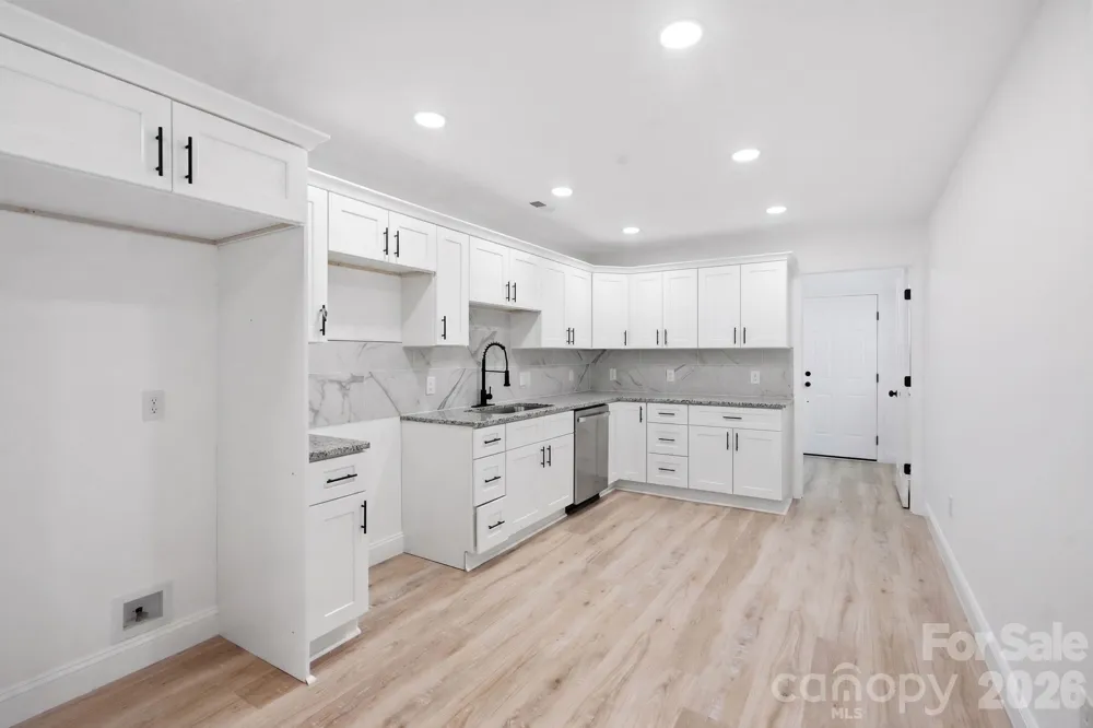 45680 Blackhawk Lane New London, NC 28127