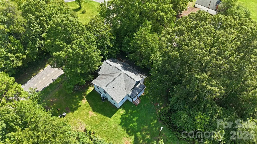 45680 Blackhawk Lane New London, NC 28127