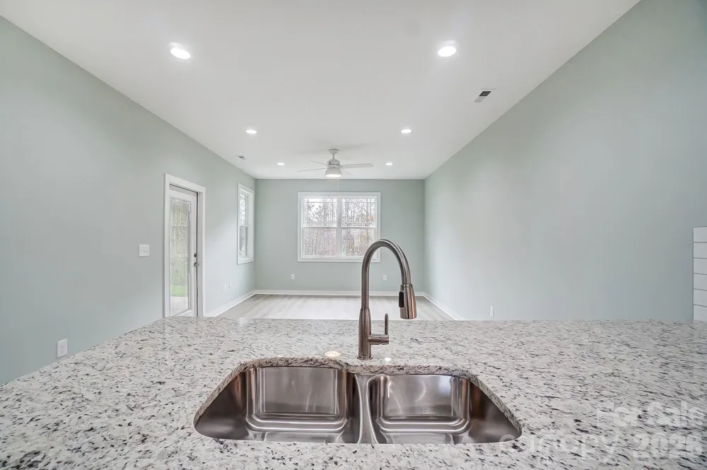 2866 15th Avenue Place SE Hickory, NC 28602
