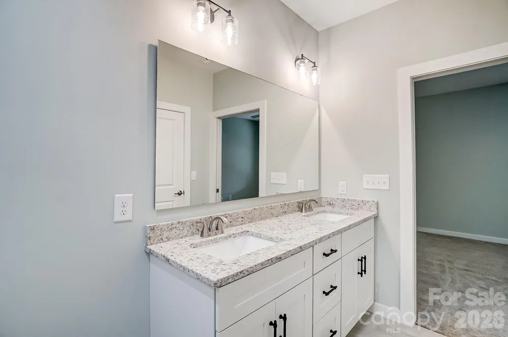 2866 15th Avenue Place SE Hickory, NC 28602