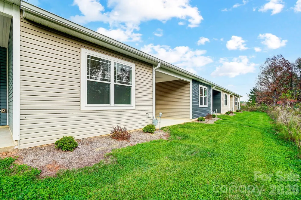 2866 15th Avenue Place SE Hickory, NC 28602
