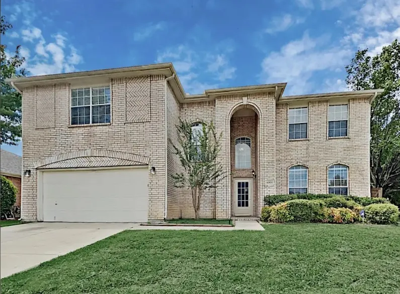 4000 Iris Court Haltom City, TX 76137