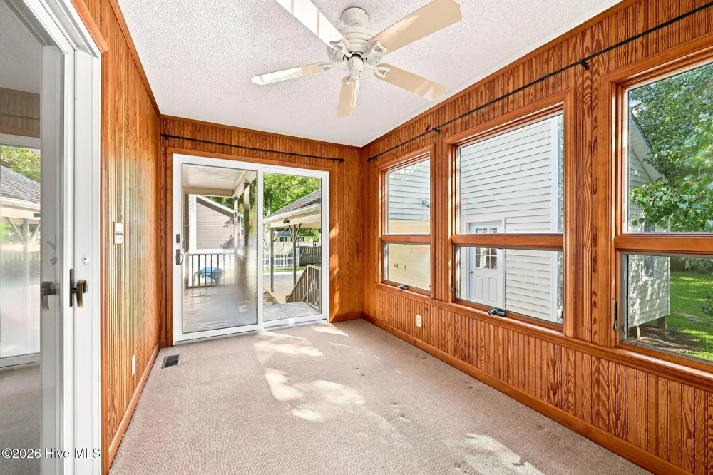 463 E Water Street Belhaven, NC 27810