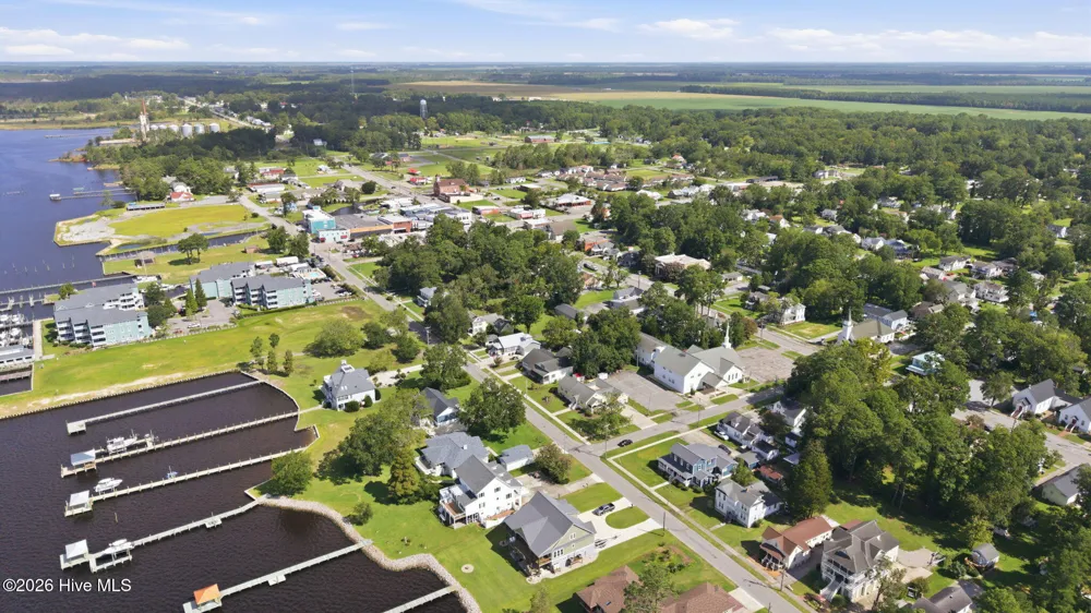 463 E Water Street Belhaven, NC 27810
