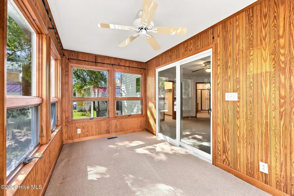 463 E Water Street Belhaven, NC 27810