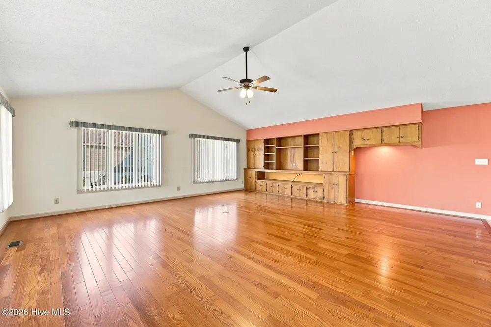 463 E Water Street Belhaven, NC 27810