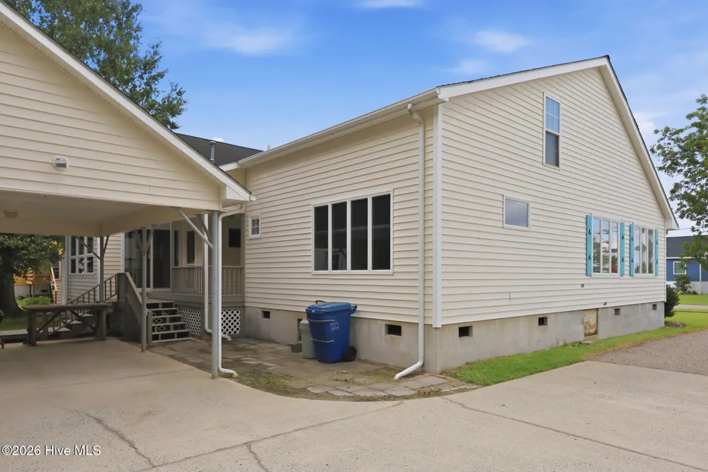 463 E Water Street Belhaven, NC 27810