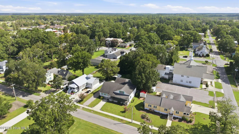 463 E Water Street Belhaven, NC 27810