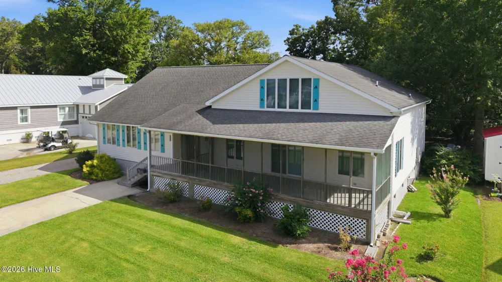 463 E Water Street Belhaven, NC 27810