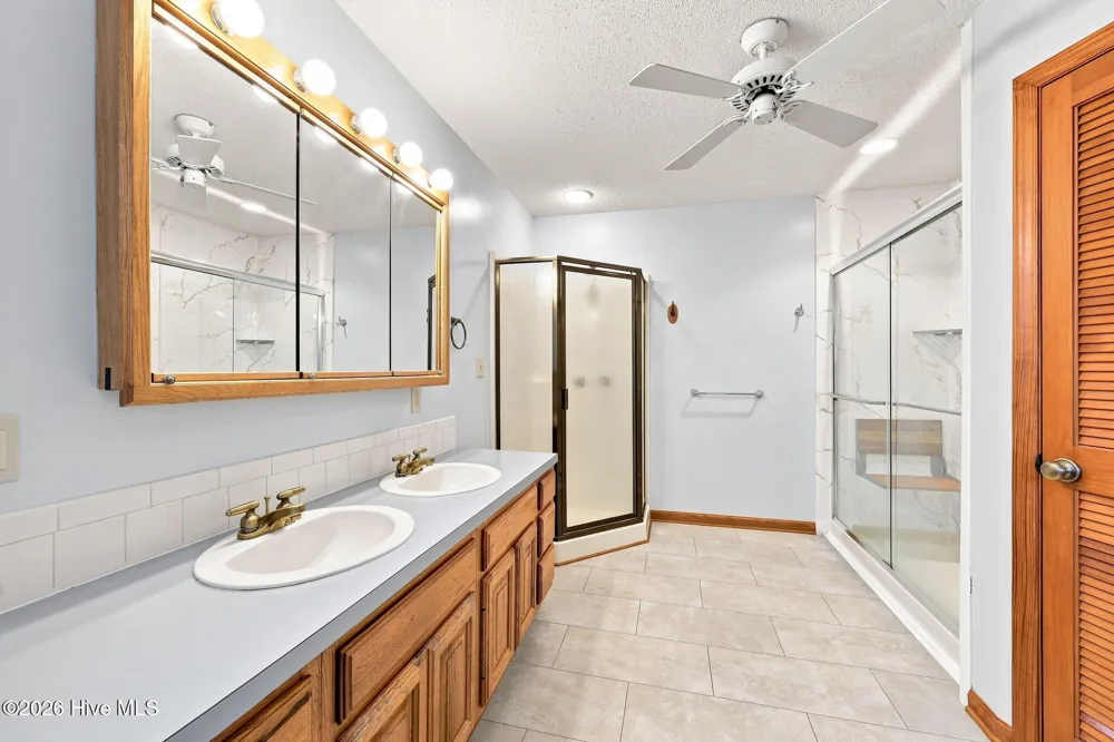 463 E Water Street Belhaven, NC 27810