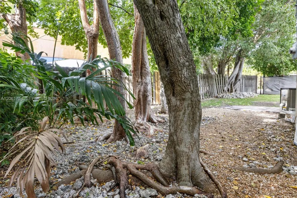 157 Navajo St Tavernier, FL 33070