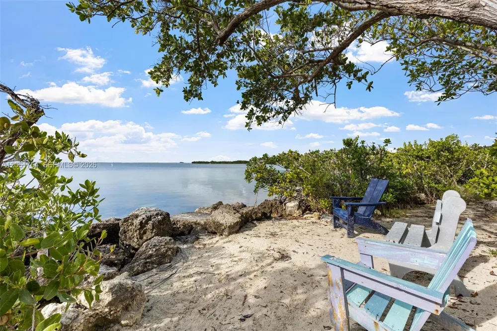 157 Navajo St Tavernier, FL 33070
