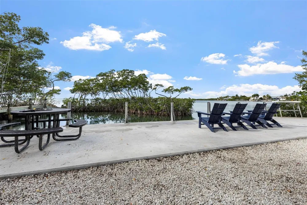 157 Navajo St Tavernier, FL 33070