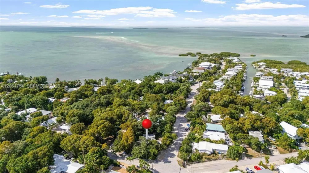 157 Navajo St Tavernier, FL 33070